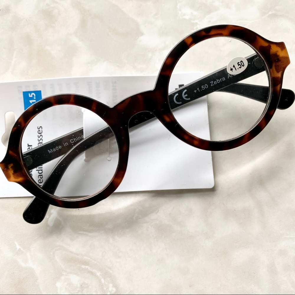 NWT Danish Tortoise Shell Readers
